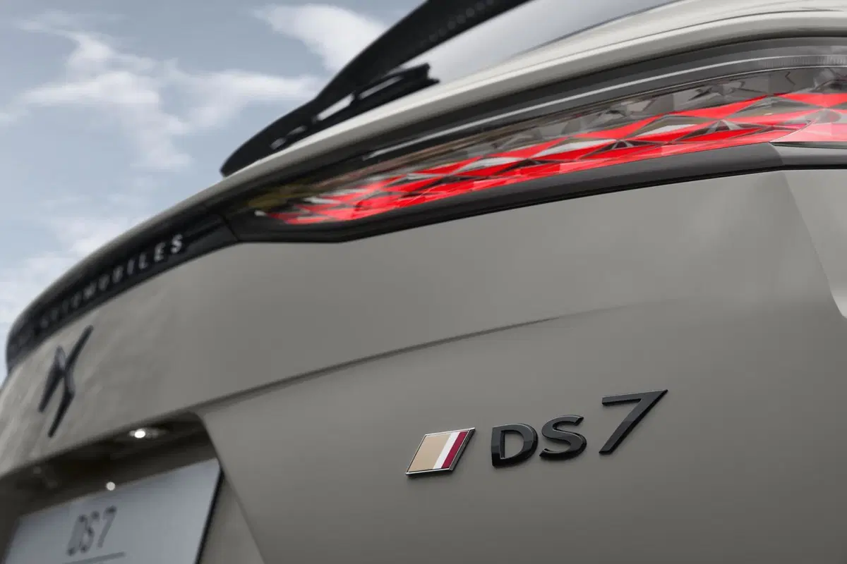 Ds DS 7 DS 7 Crossback BlueHDi 130 aut. Performance Line (22)