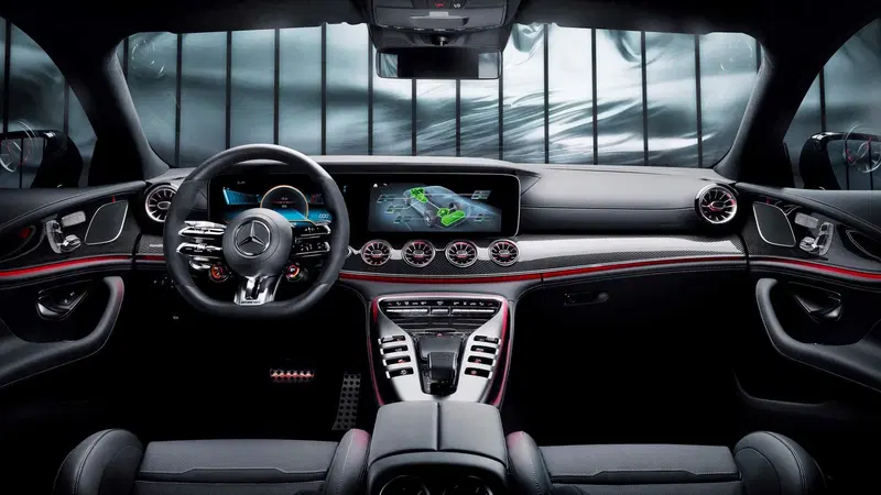 Mercedes-AMG GT Coup&eacute;4 63 S E Performance E' un MOSTRO!