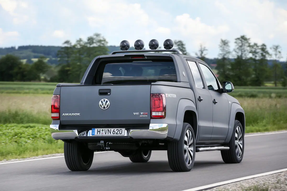 Volkswagen Amarok 3.0 TDI V6 (9)