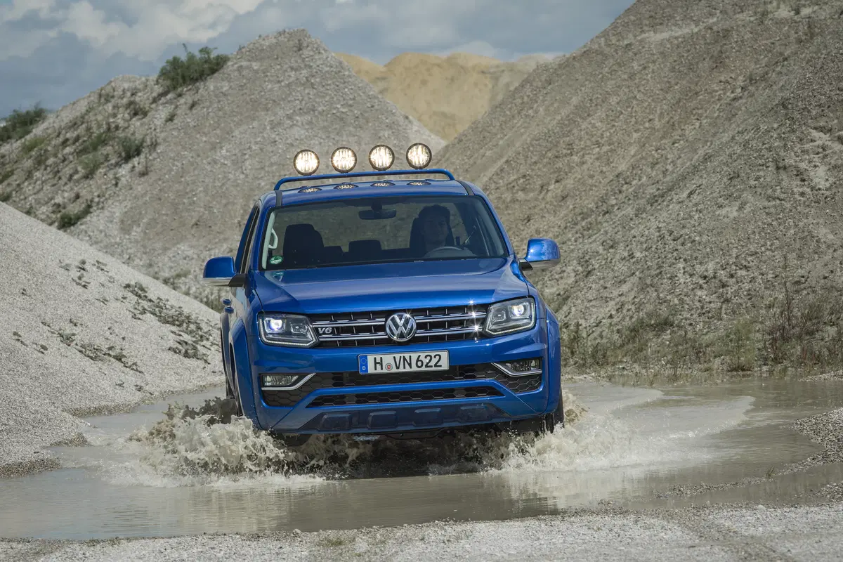 Volkswagen Amarok 3.0 TDI V6 (16)