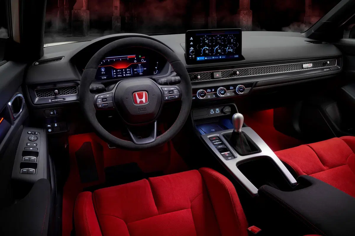 Honda Civic Type R, cambio manuale e trazione anteriore per la nuova generazione (10)