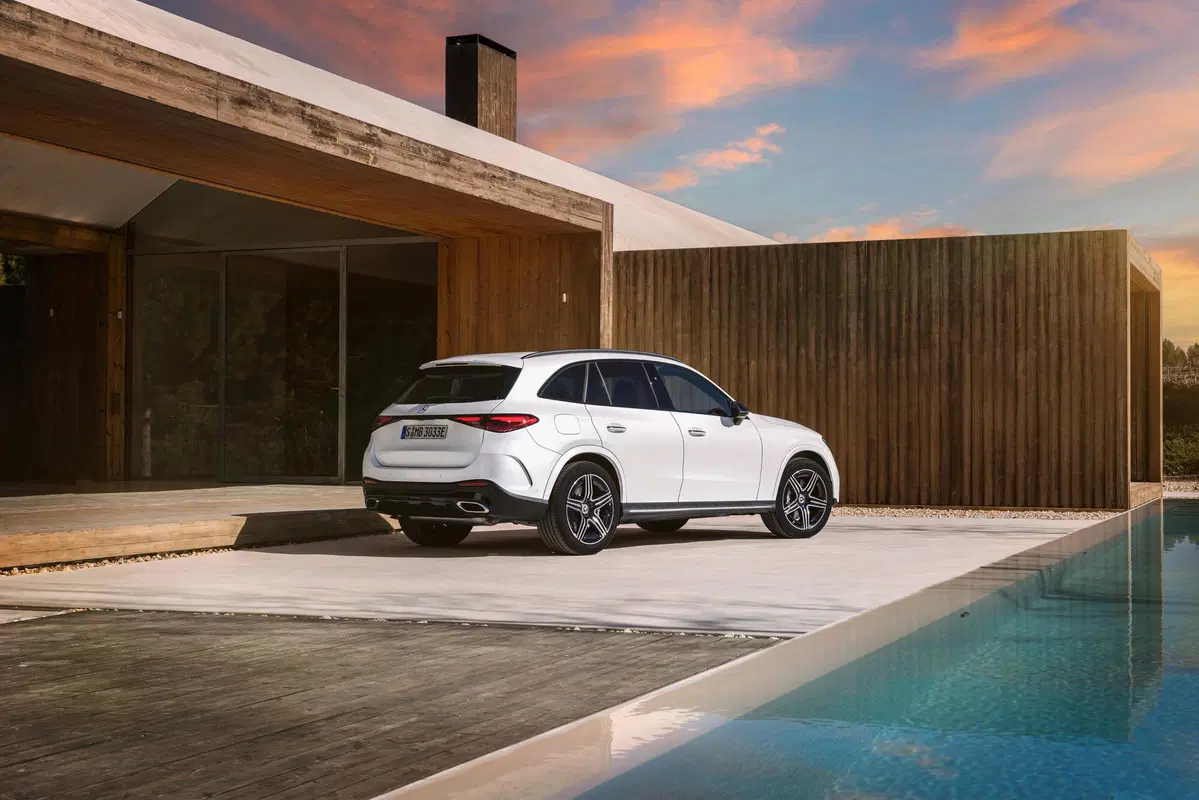 Nuova Mercedes GLC: prezzi e allestimenti (13)