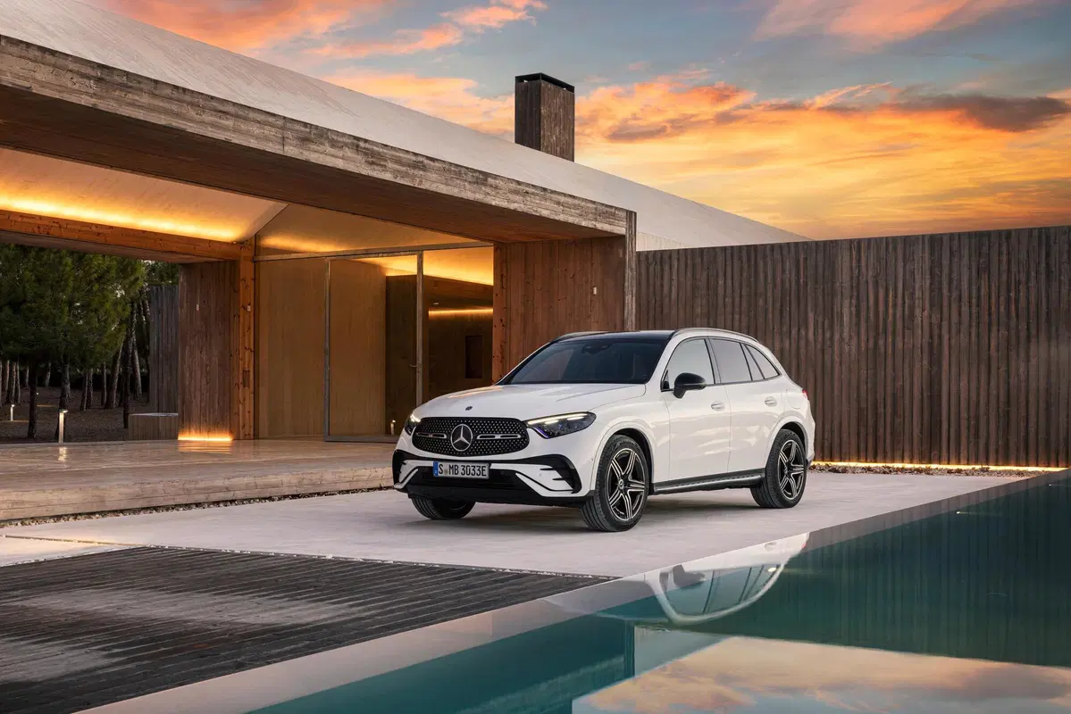 Nuova Mercedes GLC: prezzi e allestimenti (21)