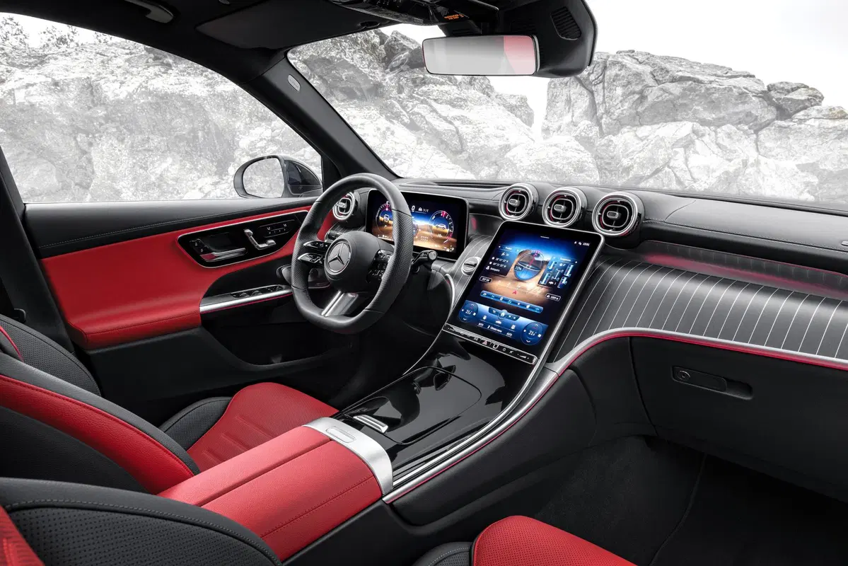 Nuova Mercedes GLC: prezzi e allestimenti (28)
