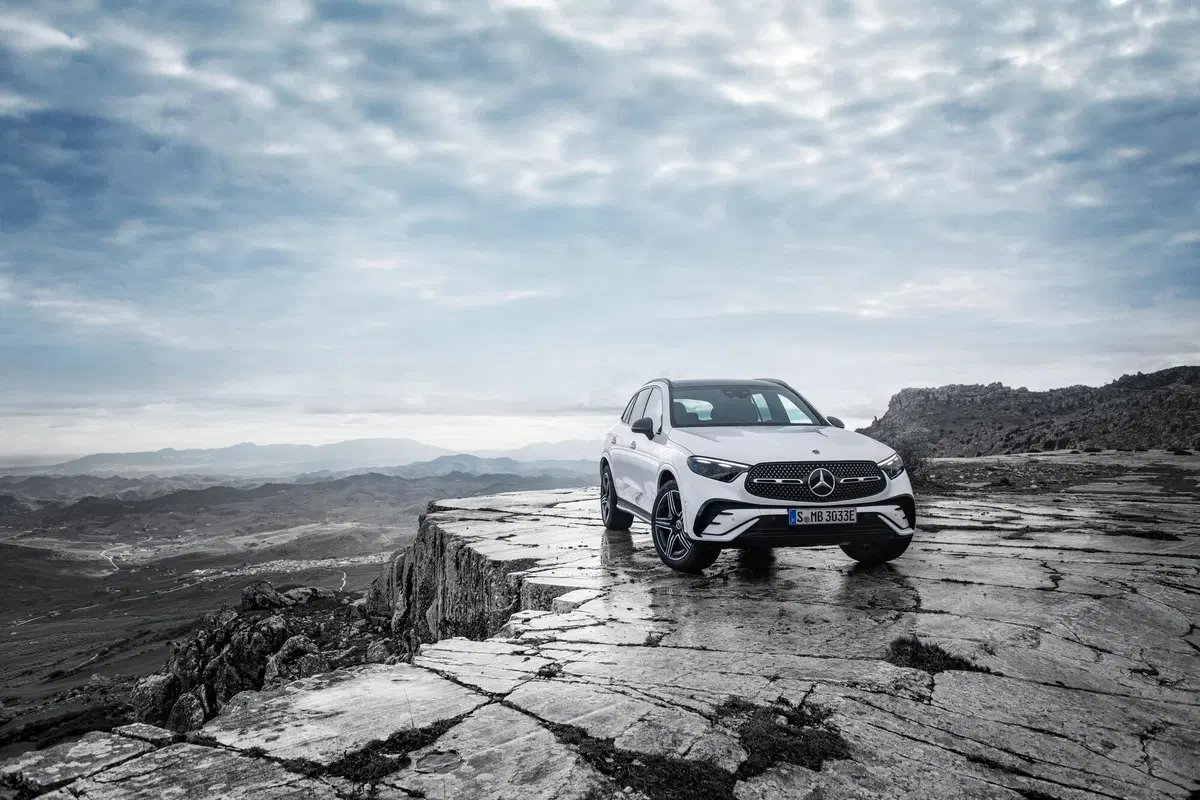 Nuova Mercedes GLC: prezzi e allestimenti (29)