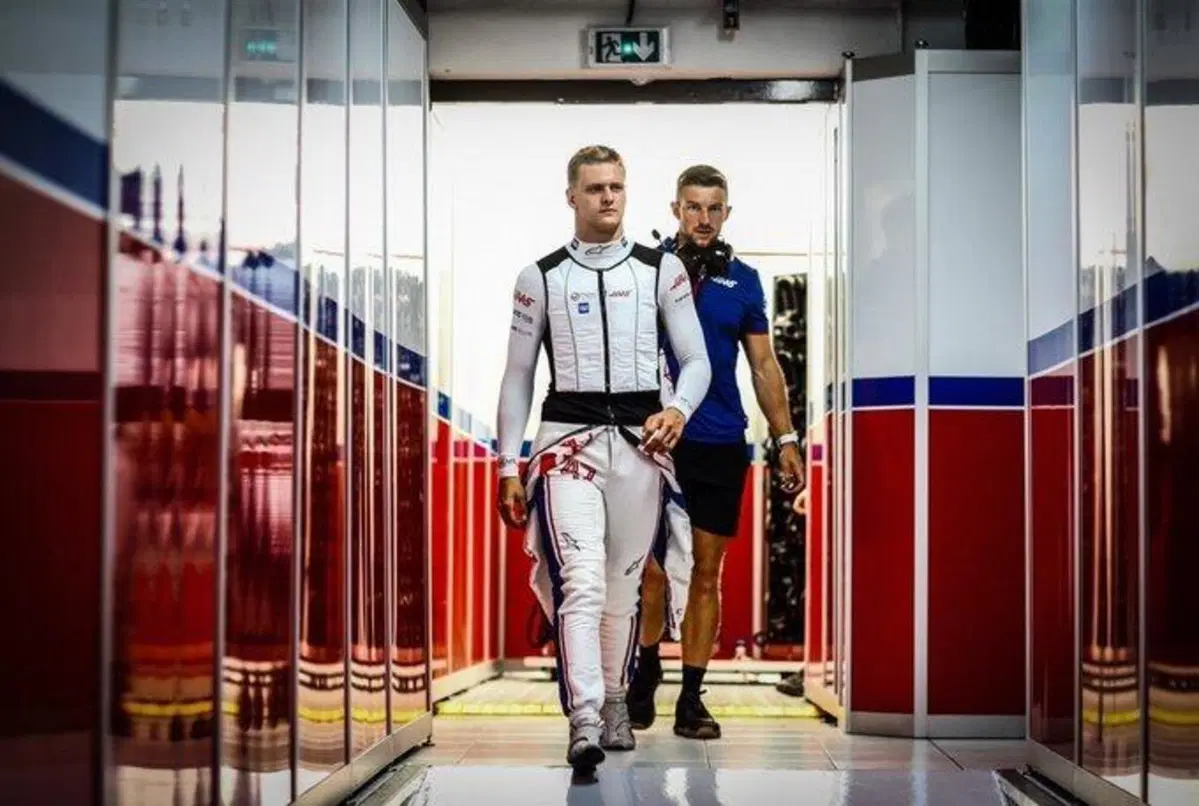 F1, GP Francia 2022: pole per Leclerc (19)