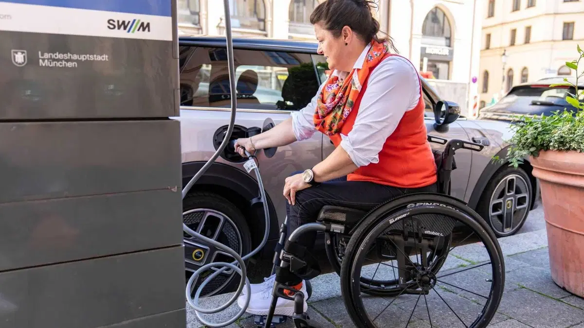 Una Mini Cooper SE accessibile  (8)
