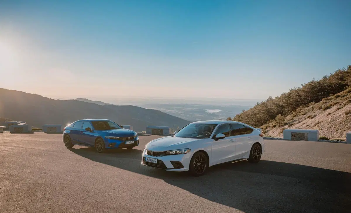 Honda Civic (2022-->>) (13)