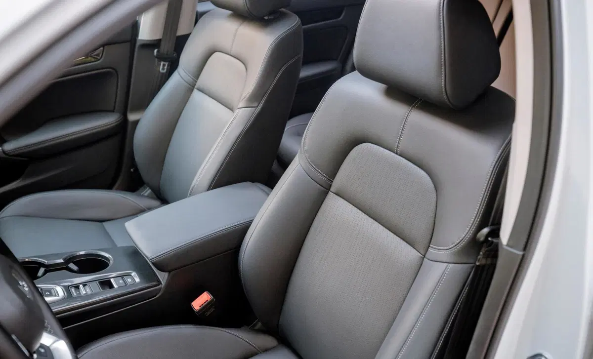 Honda Civic (2022-->>) (18)