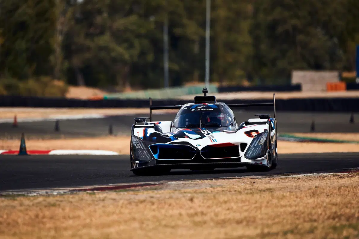 BMW torna a Le Mans nel 2024: ecco le nuove foto della M Hybrid V8 (3)