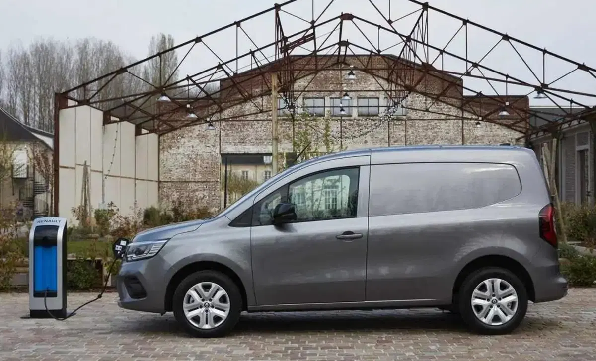 Renault Kangoo (2022-24) (4)