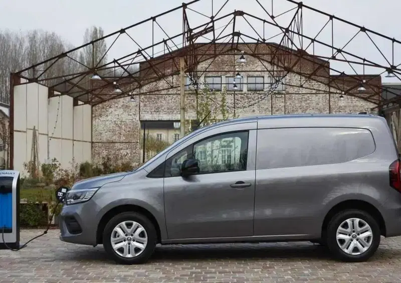 Renault Kangoo (2022-24) (4)