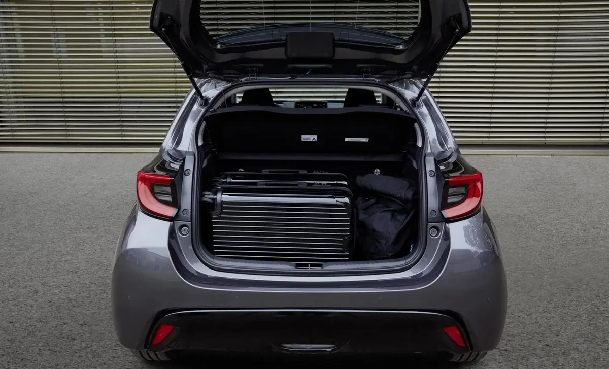 Mazda Mazda2 Hybrid 1.5 VVT e-CVT Full Hybrid Electric Select (15)