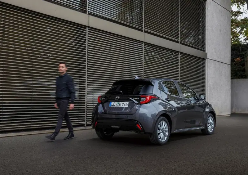Mazda Mazda2 Hybrid (2021-25) (3)