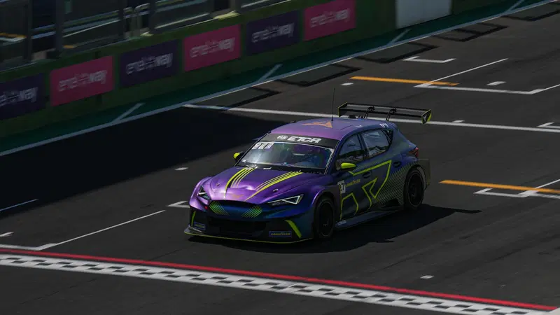 Domenica a Vallelunga con Cupra e l'ETCR 2022