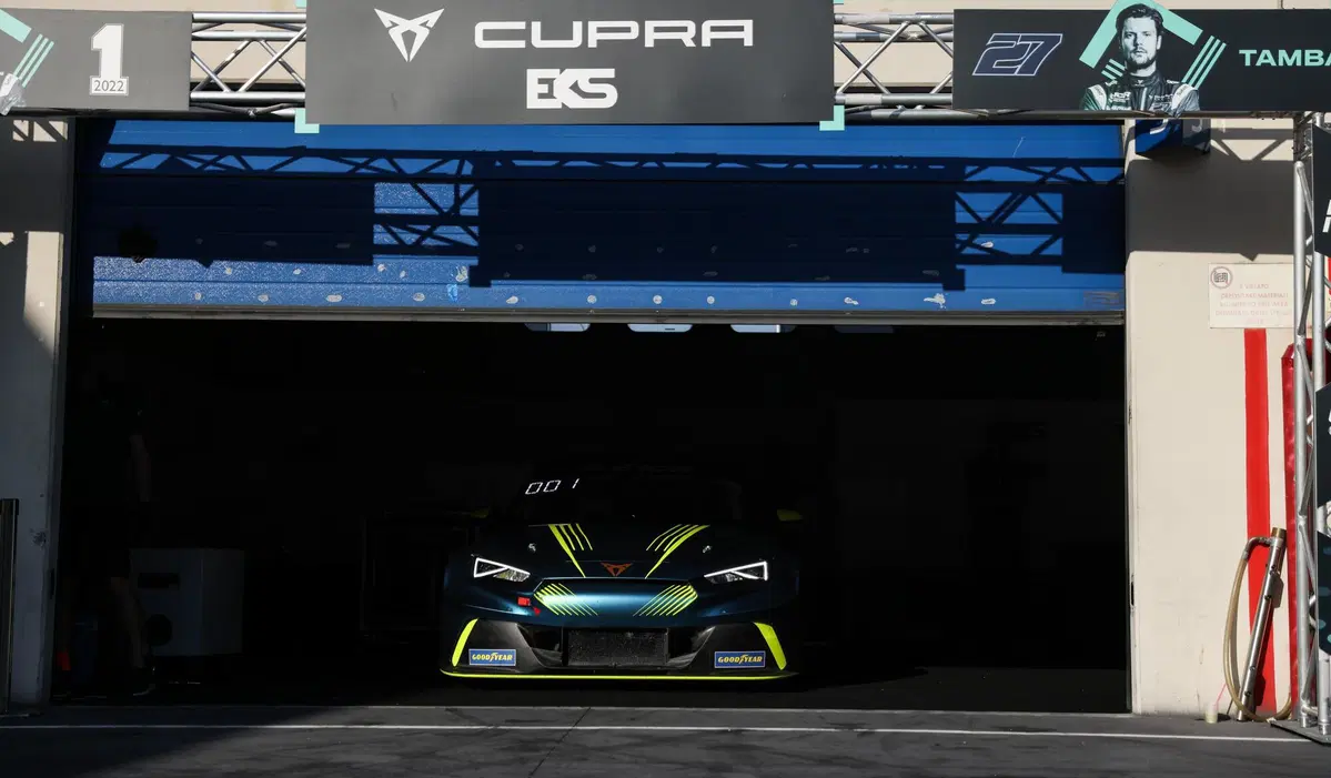 Domenica a Vallelunga con Cupra e l'ETCR 2022 (3)