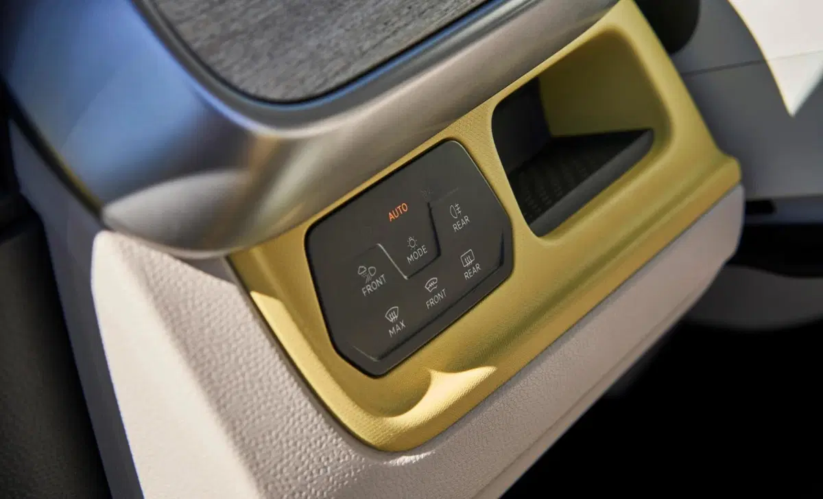 Volkswagen ID.Buzz 77 kWh Pro (16)
