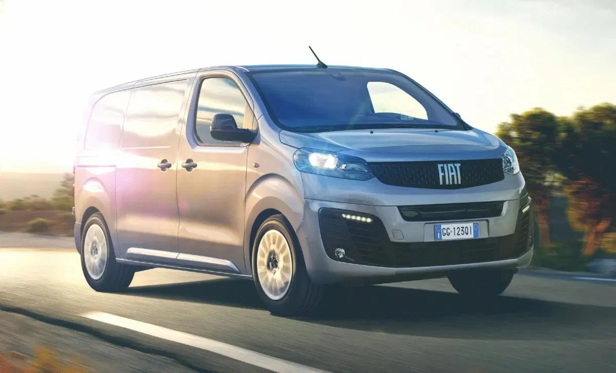 Fiat Scudo Furgone 2.0 BlueHDi 145CV AT8 PL-SL-TN Furgone Lounge (3)