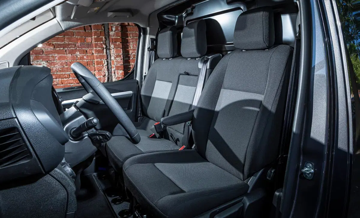 Fiat Scudo Furgone 2.0 BlueHDi 145CV AT8 PL-SL-TN Furgone Lounge (11)