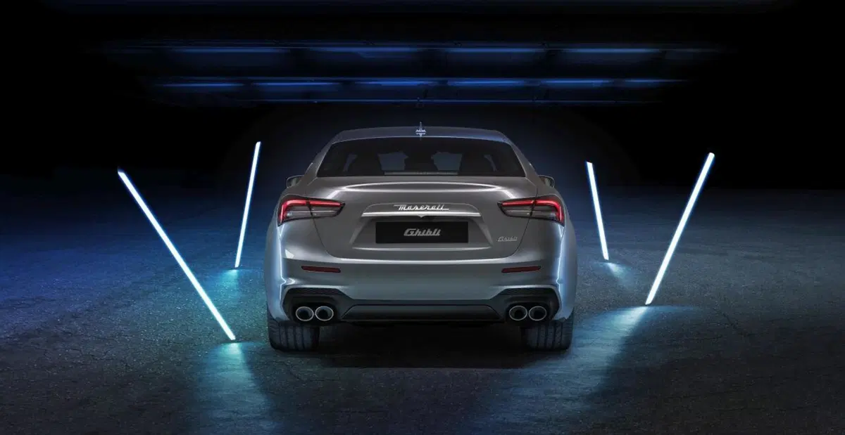 Maserati Ghibli Hybrid, la prima ibrida del Tridente (17)