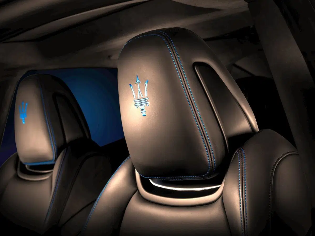 Maserati Ghibli Hybrid, la prima ibrida del Tridente (19)