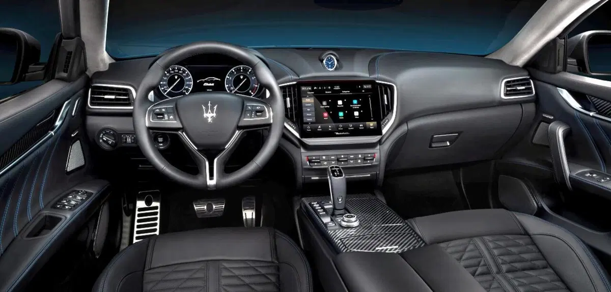 Maserati Ghibli Hybrid, la prima ibrida del Tridente (20)