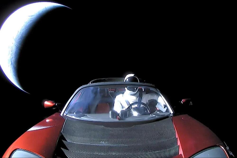Starman: un manichino lanciato nello spazio da Musk a bordo di una Tesla Roadster nel 2018