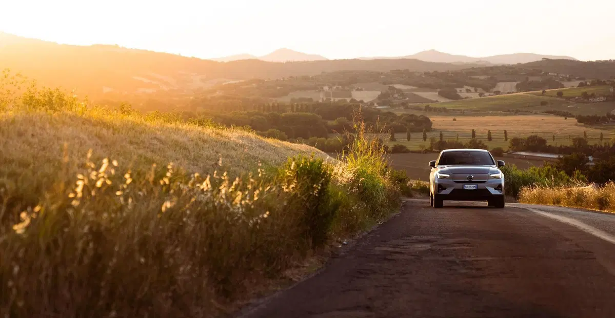 Mezza Italia in elettrico usando solo colonnine Volvo? Si può (quasi) fare