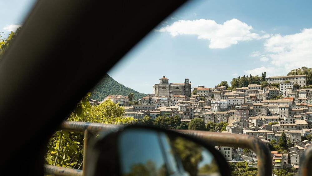 Il magico borgo-presepe di Patrica, vicino a Frosinone, dal finestrino della C40