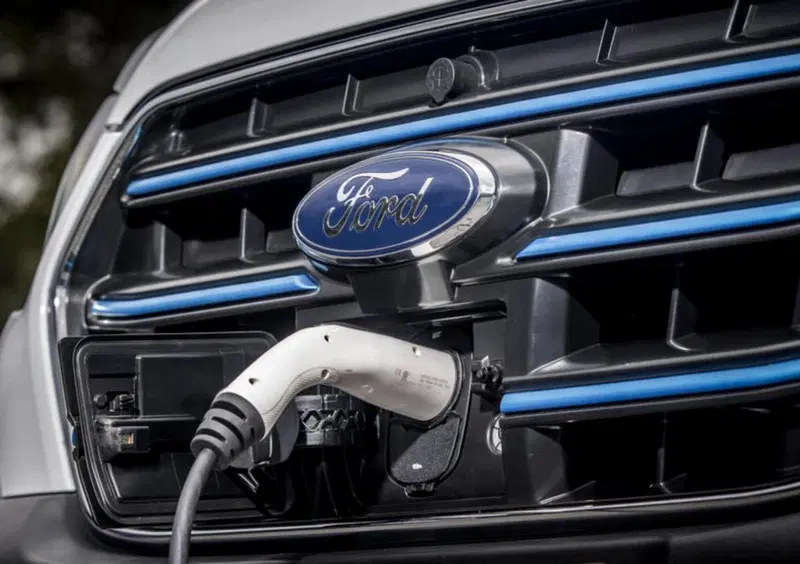 Ford E-Transit Telaio (3)