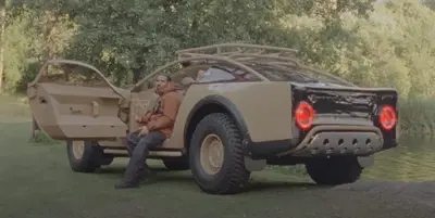 Sopresa: nel video di Drake "Sticky" compare la Project Maybach 