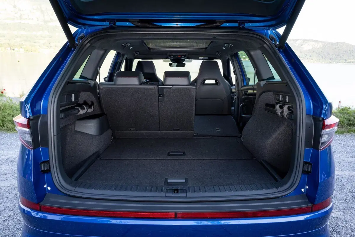 Quale comprare, confronto SUV 7 posti: Kia Sorento Vs Skoda Kodiaq (14)