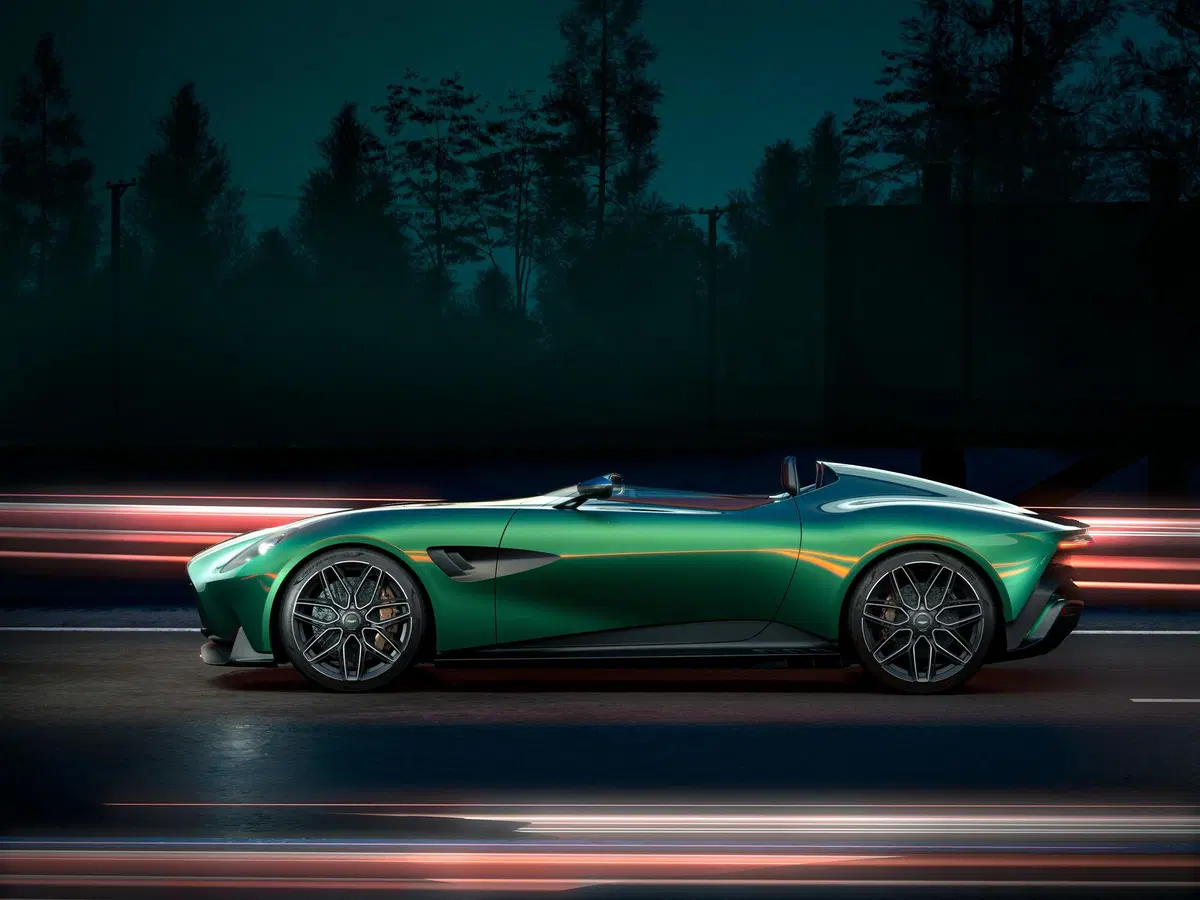 Aston Martin DBR22: niente tetto e parabrezza, e il telaio stampato in 3D