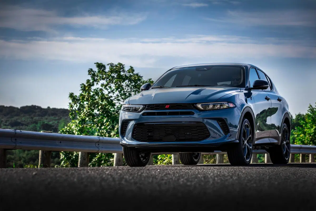 Dodge Hornet, il look dell'Alfa Romeo Tonale sbarca in America  (7)