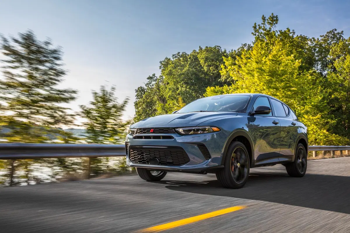 Dodge Hornet, il look dell'Alfa Romeo Tonale sbarca in America  (15)