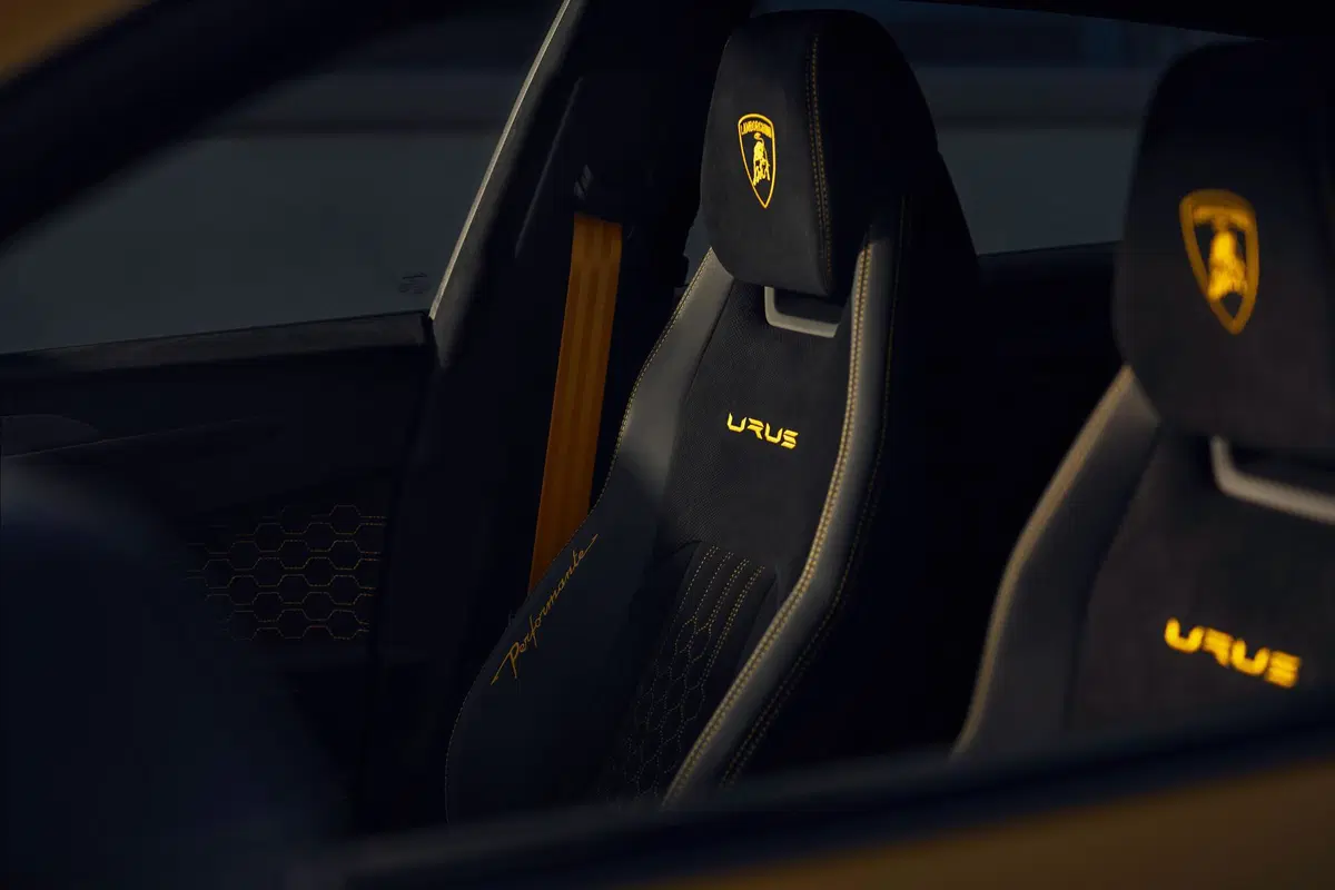Lamborghini Urus Performante: ecco la nuova super suv 2023 più potente che mai (9)