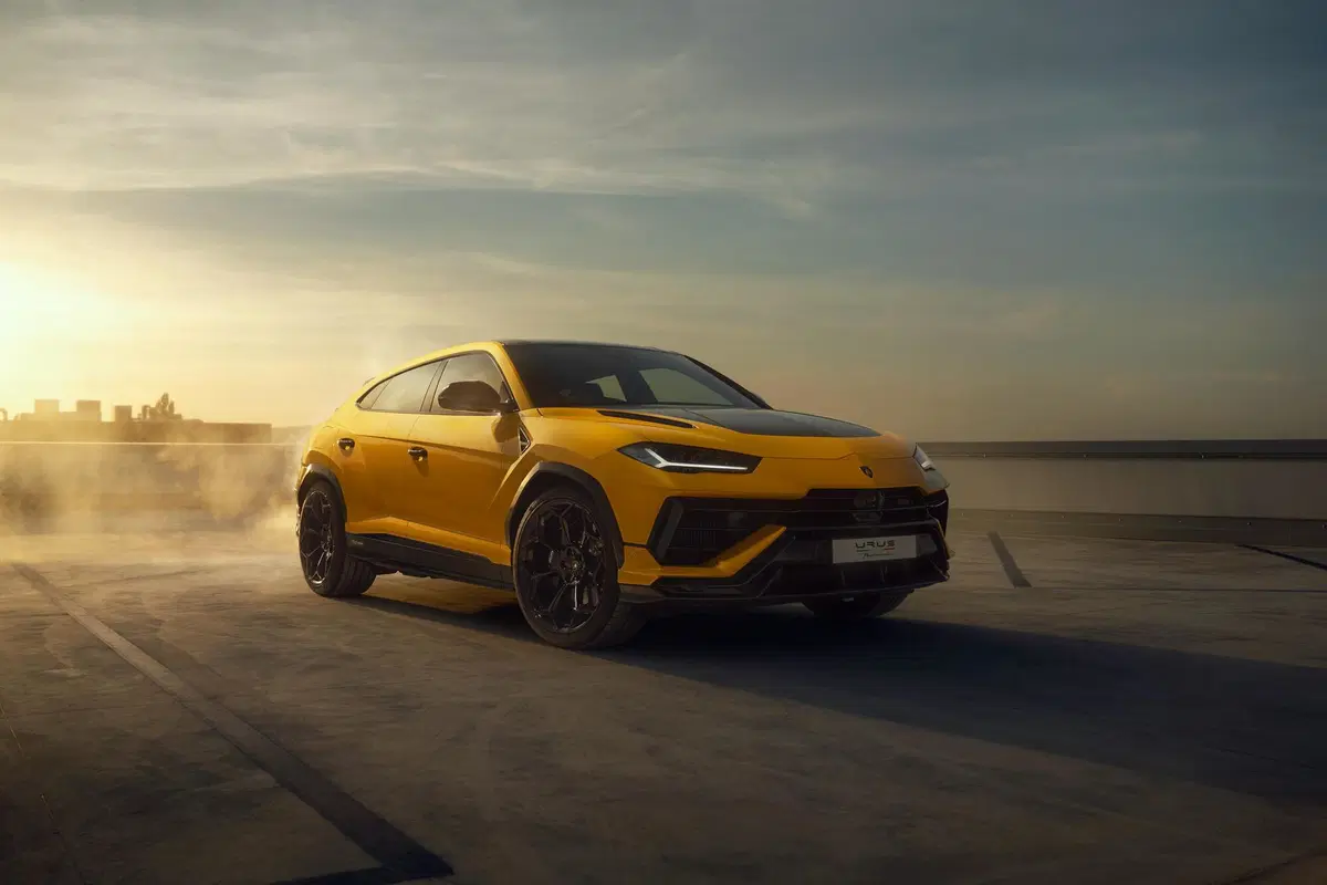 Lamborghini Urus Performante: ecco la nuova super suv 2023 più potente che mai (12)