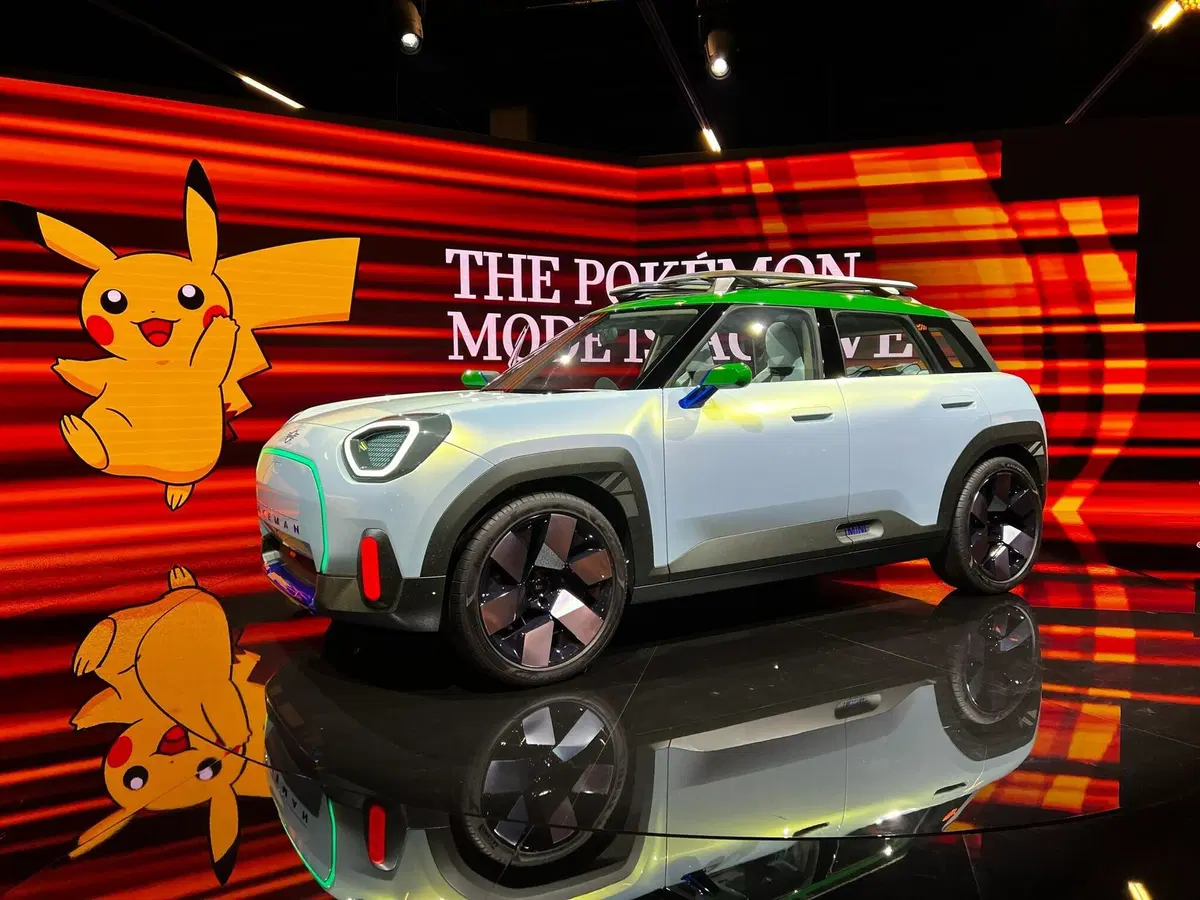 Mini Aceman piena di Pokemon: a Colonia la versione con Nintendo (2)