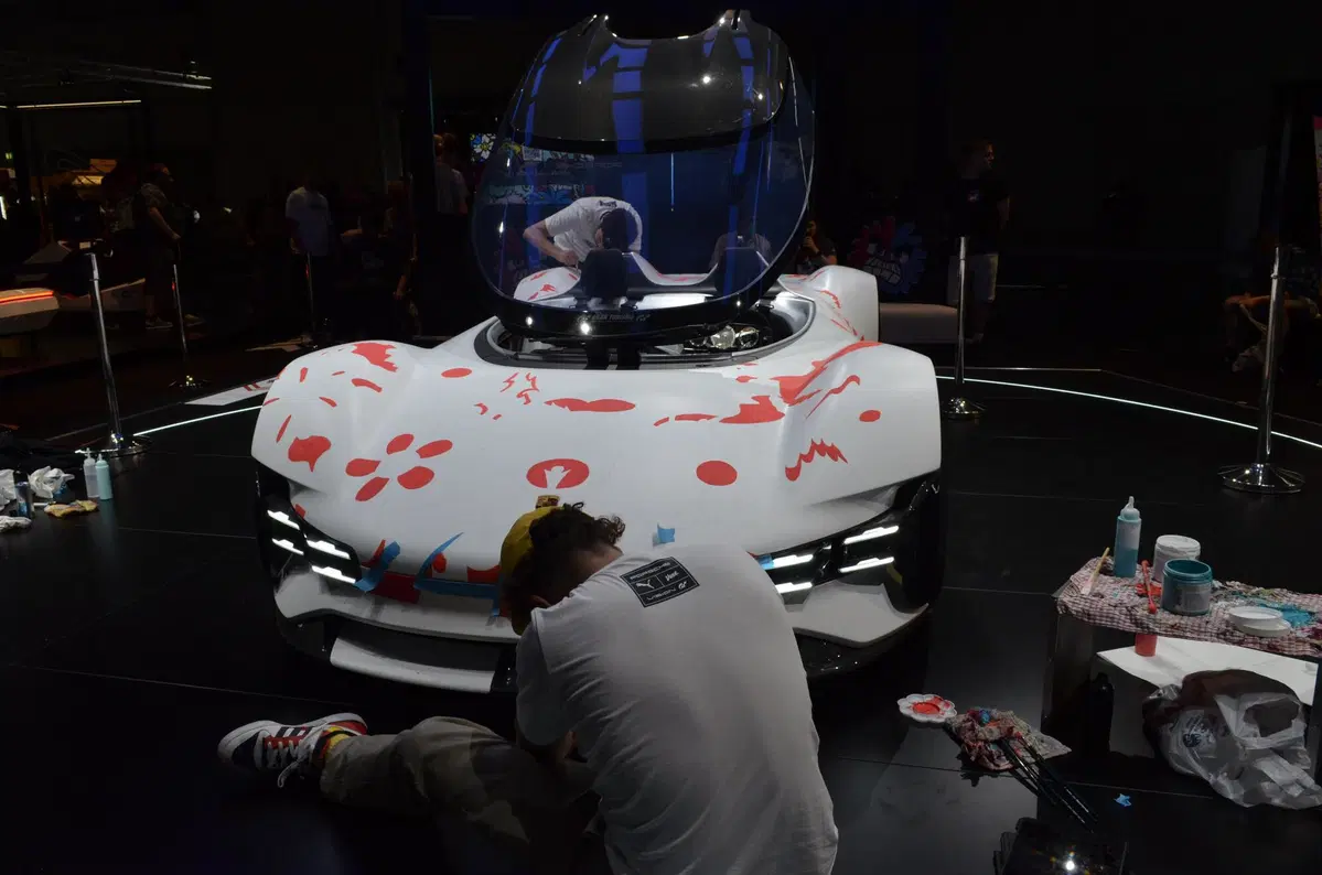 Mini Aceman piena di Pokemon: a Colonia la versione con Nintendo (5)