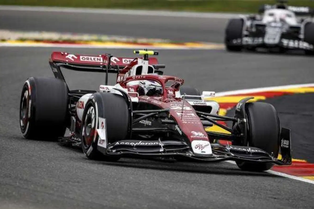 F1, GP Belgio 2022: miglior tempo per Verstappen. Sainz in pole (20)