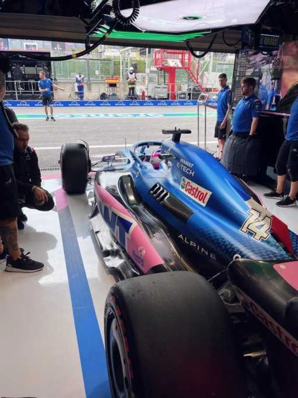 F1, GP Belgio 2022: miglior tempo per Verstappen. Sainz in pole (23)