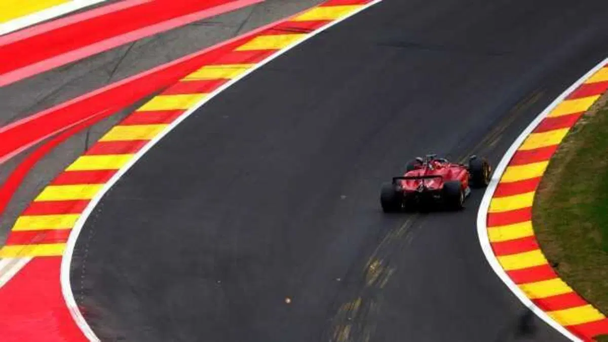 F1, GP Belgio 2022: miglior tempo per Verstappen. Sainz in pole (3)