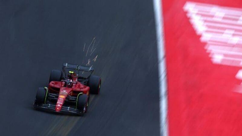 F1, GP Belgio 2022: miglior tempo per Verstappen. Sainz in pole
