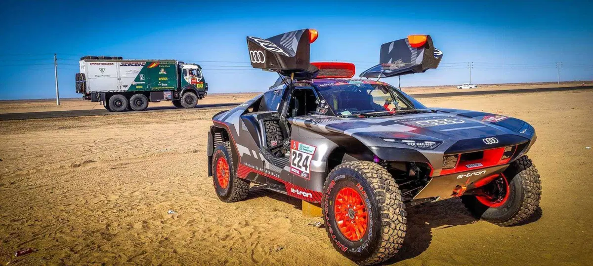 Dakar. Audi lancia l’Astronave RS Q e-tron E2 (17)