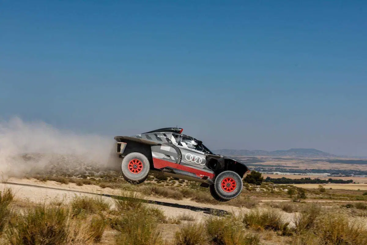 Dakar. Audi lancia l’Astronave RS Q e-tron E2 (7)