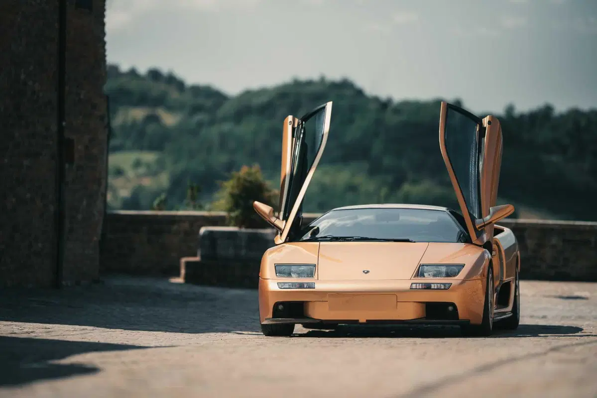Lamborghini Diablo, l'erede della Countach: il primo V12 "4x4" (3)
