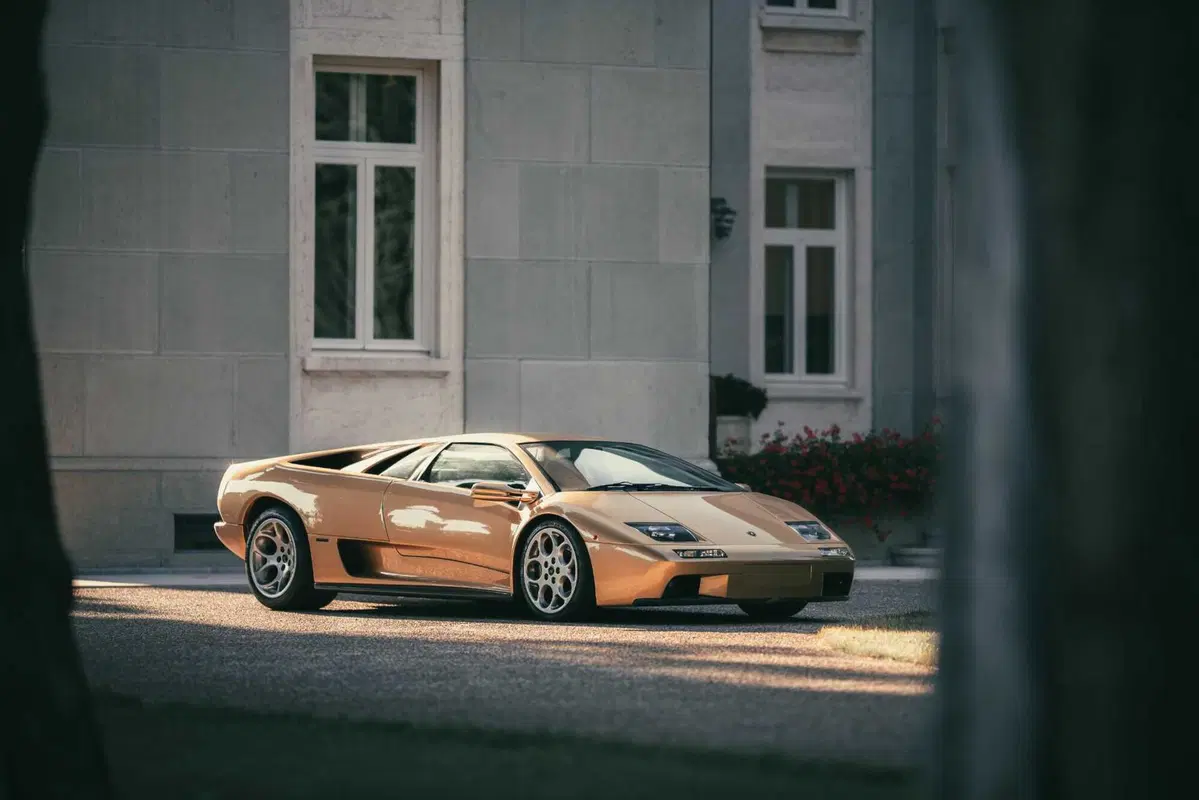 Lamborghini Diablo, l'erede della Countach: il primo V12 "4x4" (24)