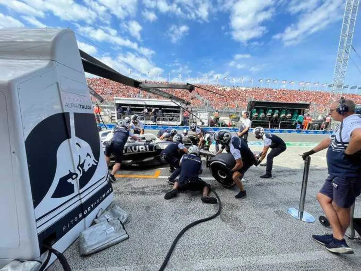 F1, GP Olanda 2022: pole per Verstappen. Leclerc secondo (53)