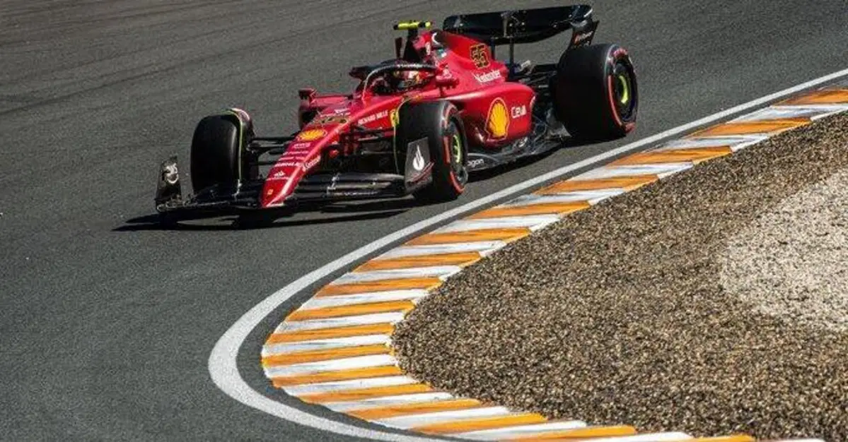 Formula 1, Sainz "Mi &egrave; mancato un decimo per poter battere Max e Charles"