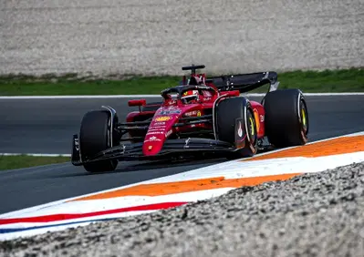 Formula 1: la Ferrari deve cominciare a guardarsi alle spalle